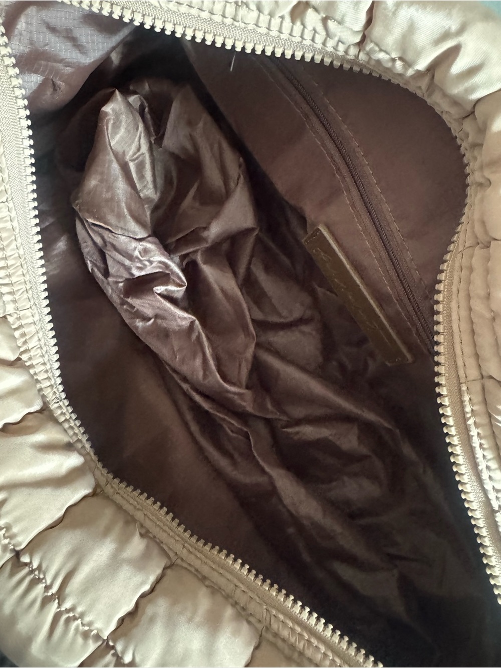 Free People Quilted Puffer Duffel Bag in Blush Like New - Picture 3 of 11